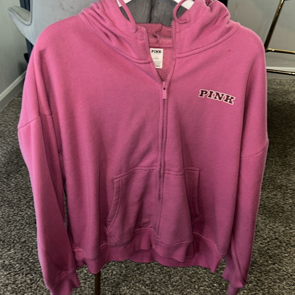 BRAND NEW WITHOUT TAGS VS PINK ZIP UP HOODIE
